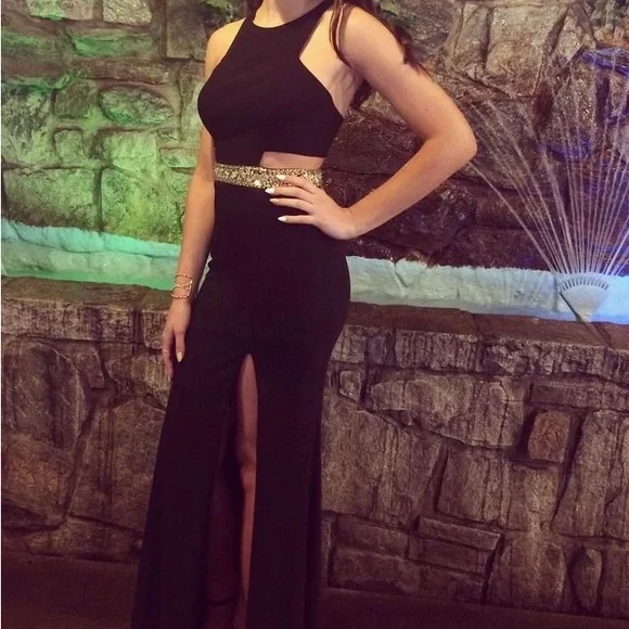 Camille La Vie | Dresses | Black And Gold Prom Dress | Poshmark